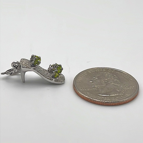 925 Sterling Silver High Heel Charm with Peridot Swarovski Crystals - Picture 2 of 4